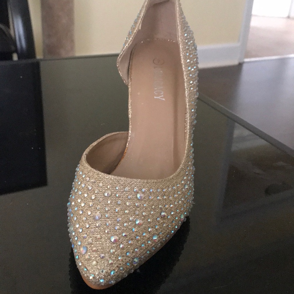 Delicacy Shoes - Picture 2 of 3